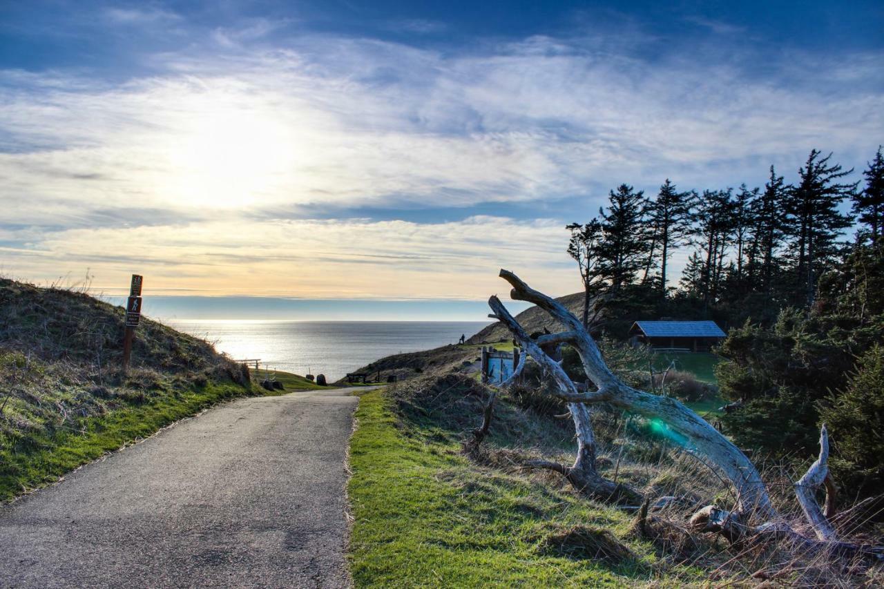 Beaches Inn | Sandpiper Pier Cottage Cannon Beach Exterior photo